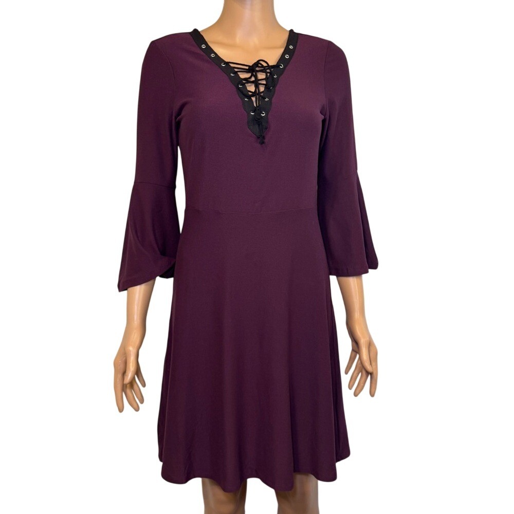 No Comment Burgundy Bell Sleeve Lace up Neck Fit & Flare Dress Size Small /‎ Med
